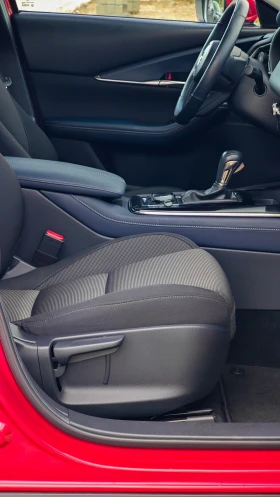 Mazda CX-30 Skyactive G 2.0 M Hybrid, снимка 10