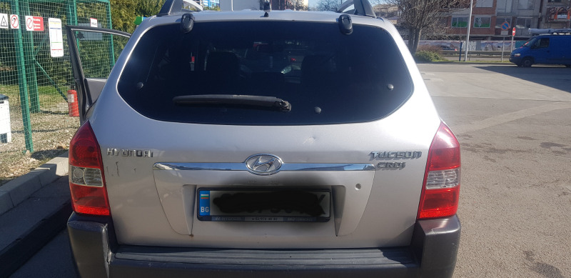 Hyundai Tucson, снимка 8 - Автомобили и джипове - 43533958