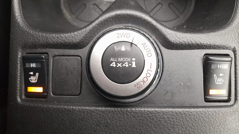 Nissan X-trail 2.0dci 4x4 Кожа Панорама , снимка 13 - Автомобили и джипове - 52865724