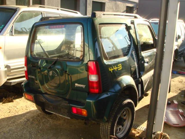 Suzuki Jimny 1.3 16V, снимка 2 - Автомобили и джипове - 46834210