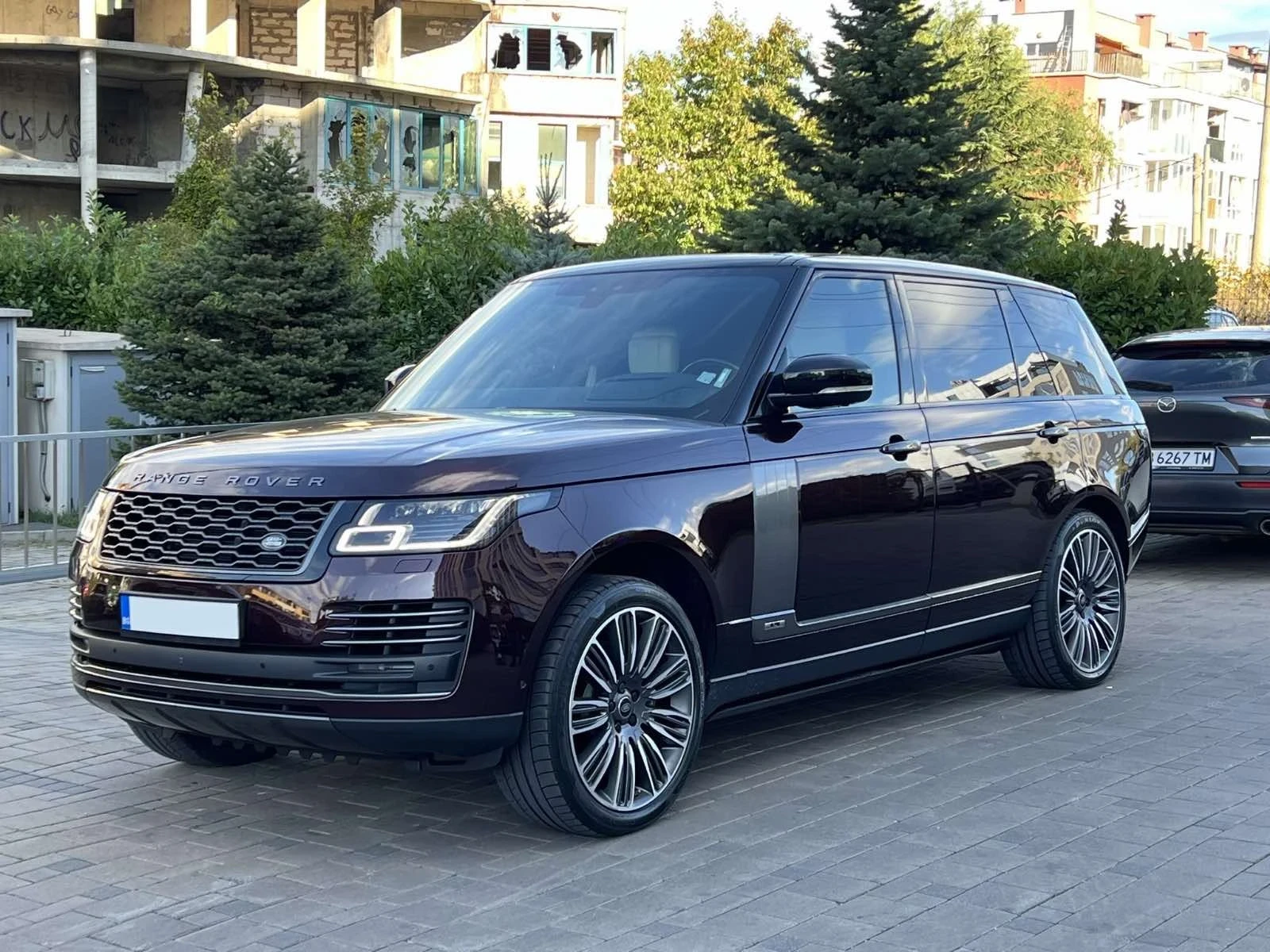 Land Rover Range rover AUTOBIOGRAPHY V8 / LONG/LOUNGE / СЕРВИЗНА ИСТОРИЯ - изображение 2