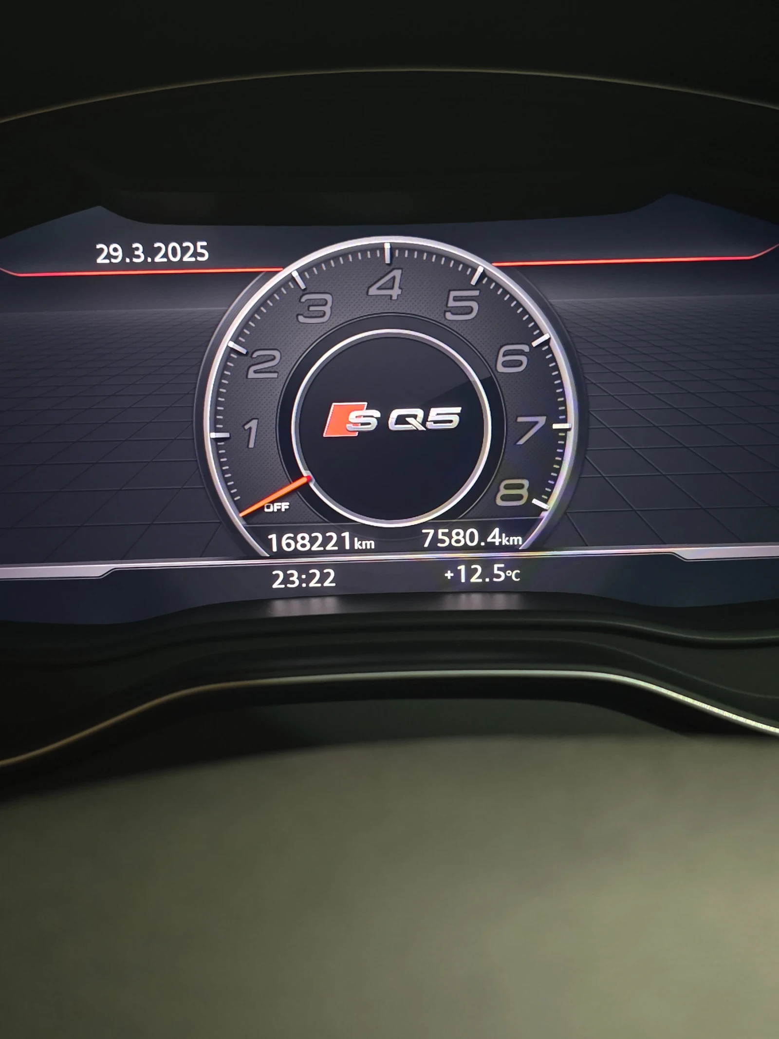Audi SQ5 3.0 TFSI Quattro / Лизинг - изображение 8