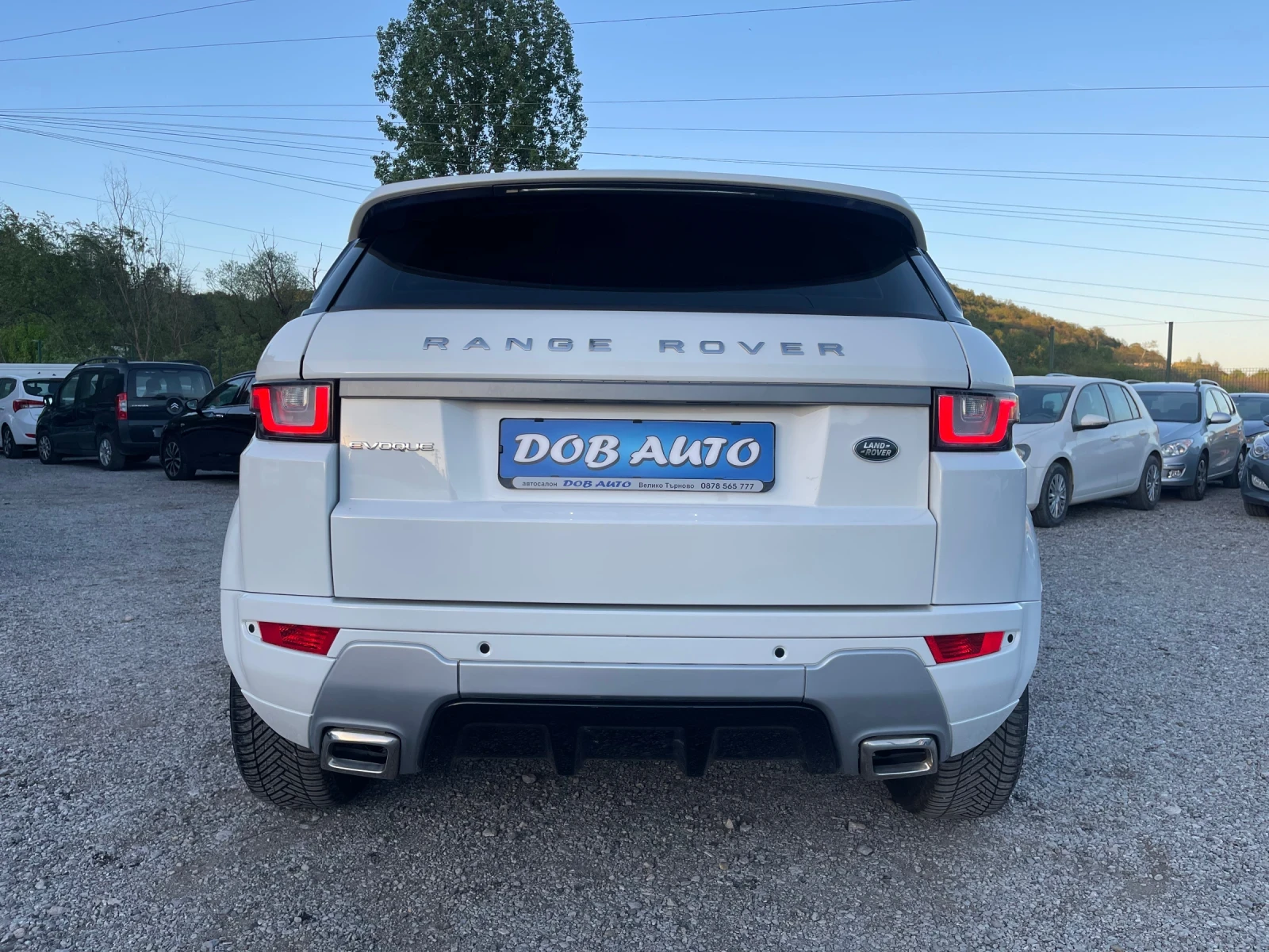 Land Rover Evoque 2.0TD-AVTOMATIC-4x4-CAR MEDIA-LED-КОЖА - изображение 4