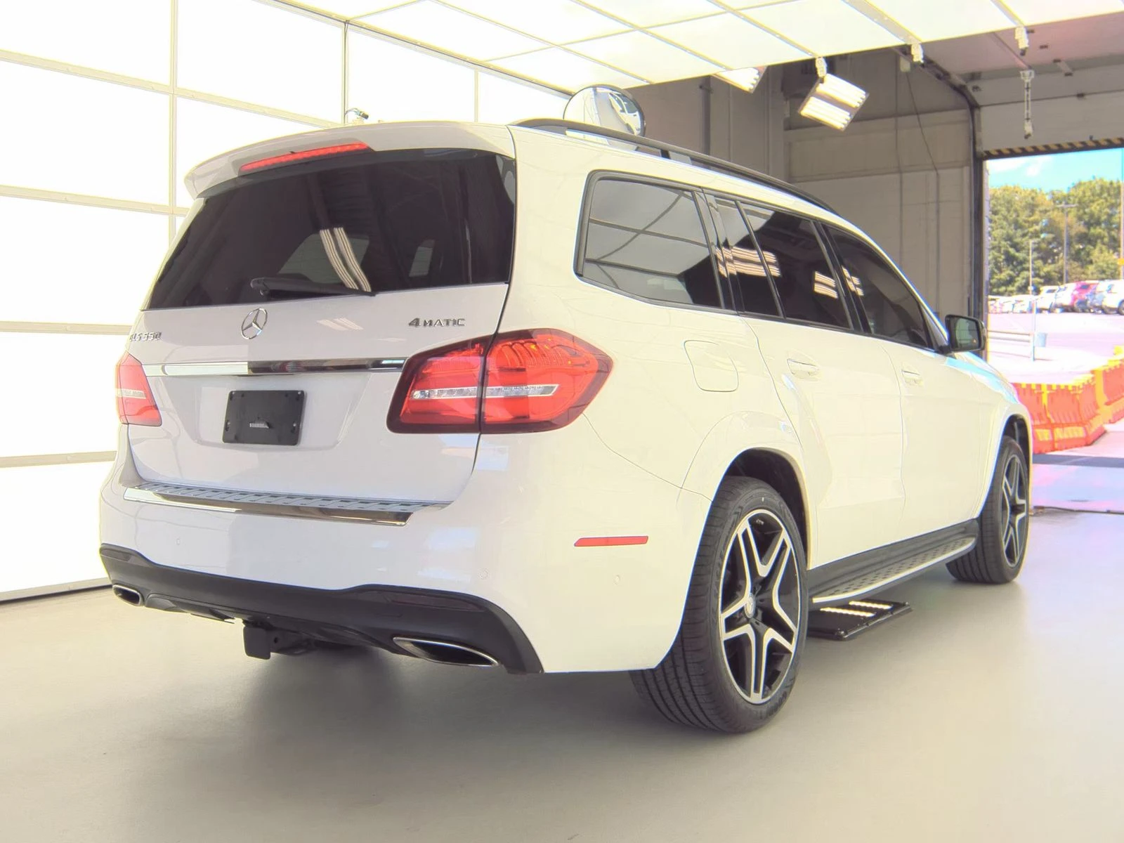 Mercedes-Benz GLS 500 * AMG NIGHT PKG* Fully Loaded*  - изображение 5