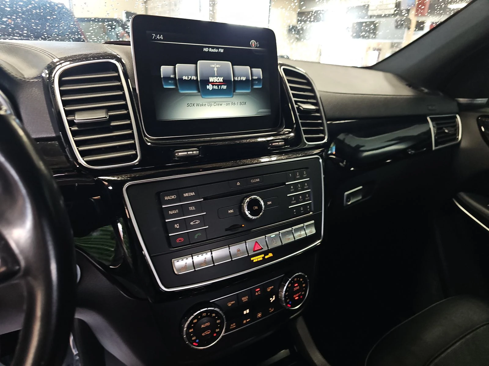 Mercedes-Benz GLS 500 * AMG NIGHT PKG* Fully Loaded*  - изображение 9