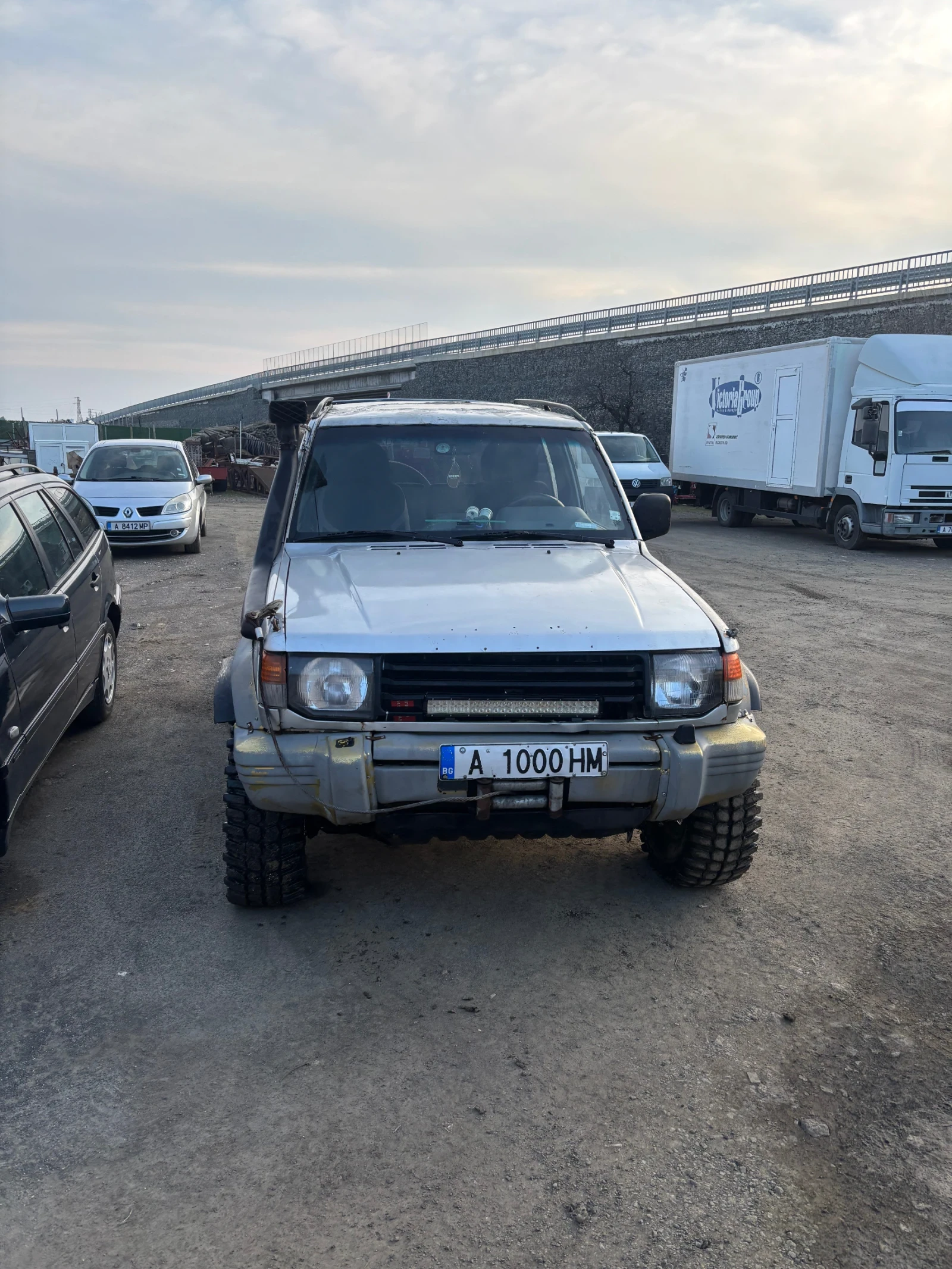 Mitsubishi Pajero, снимка 2 - Автомобили и джипове - 53599616