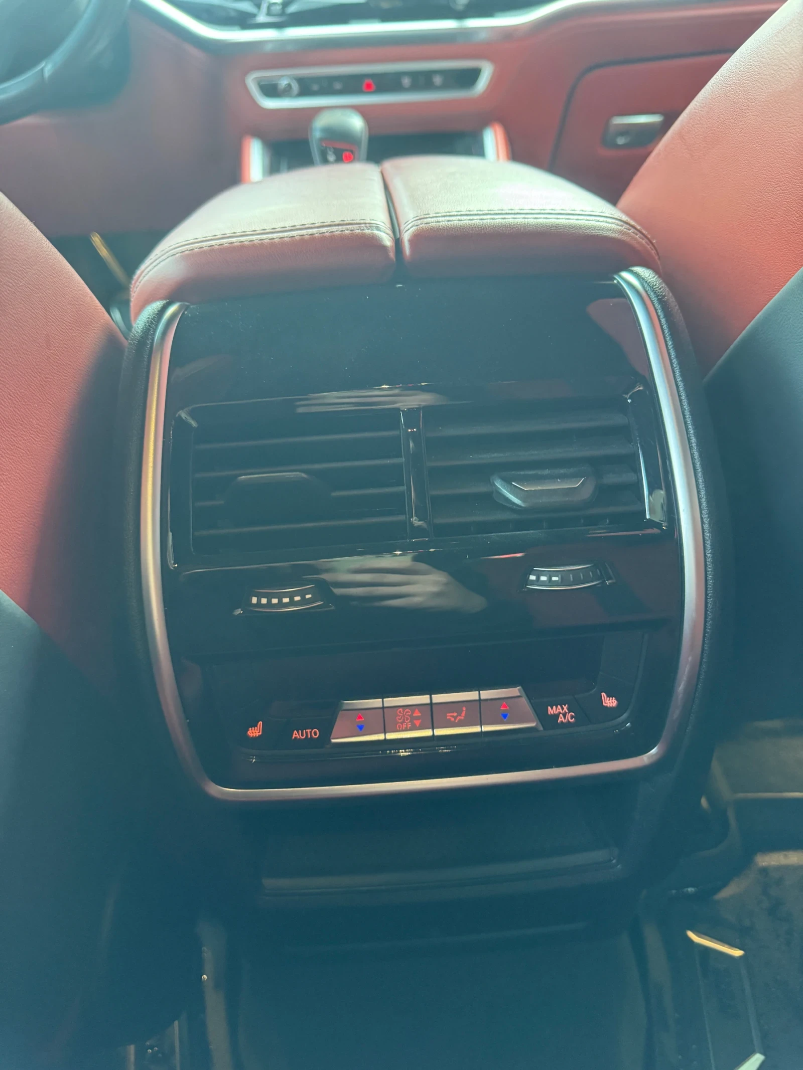 BMW X6 M Competition , снимка 11 - Автомобили и джипове - 53887047