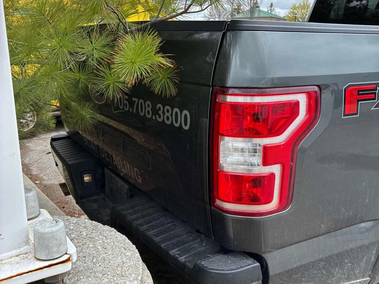 Ford F150 * 4WD SuperCrew Box* АВТОКРЕДИТ БЕЗ ПЪРВОНАЧАЛНА* , снимка 4 - Автомобили и джипове - 54660436