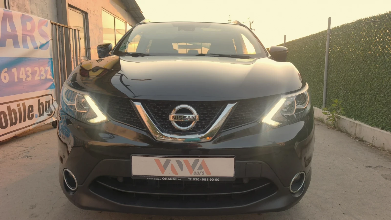 Nissan Qashqai 1.6 бензин 163 к.с. 360 камери, снимка 3 - Автомобили и джипове - 55066950