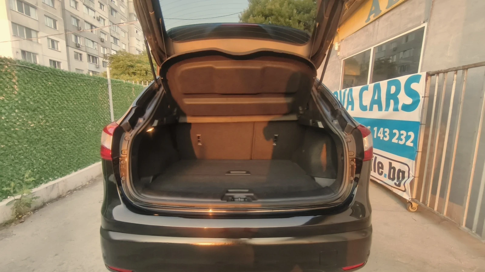 Nissan Qashqai 1.6 бензин 163 к.с. 360 камери, снимка 7 - Автомобили и джипове - 55066950