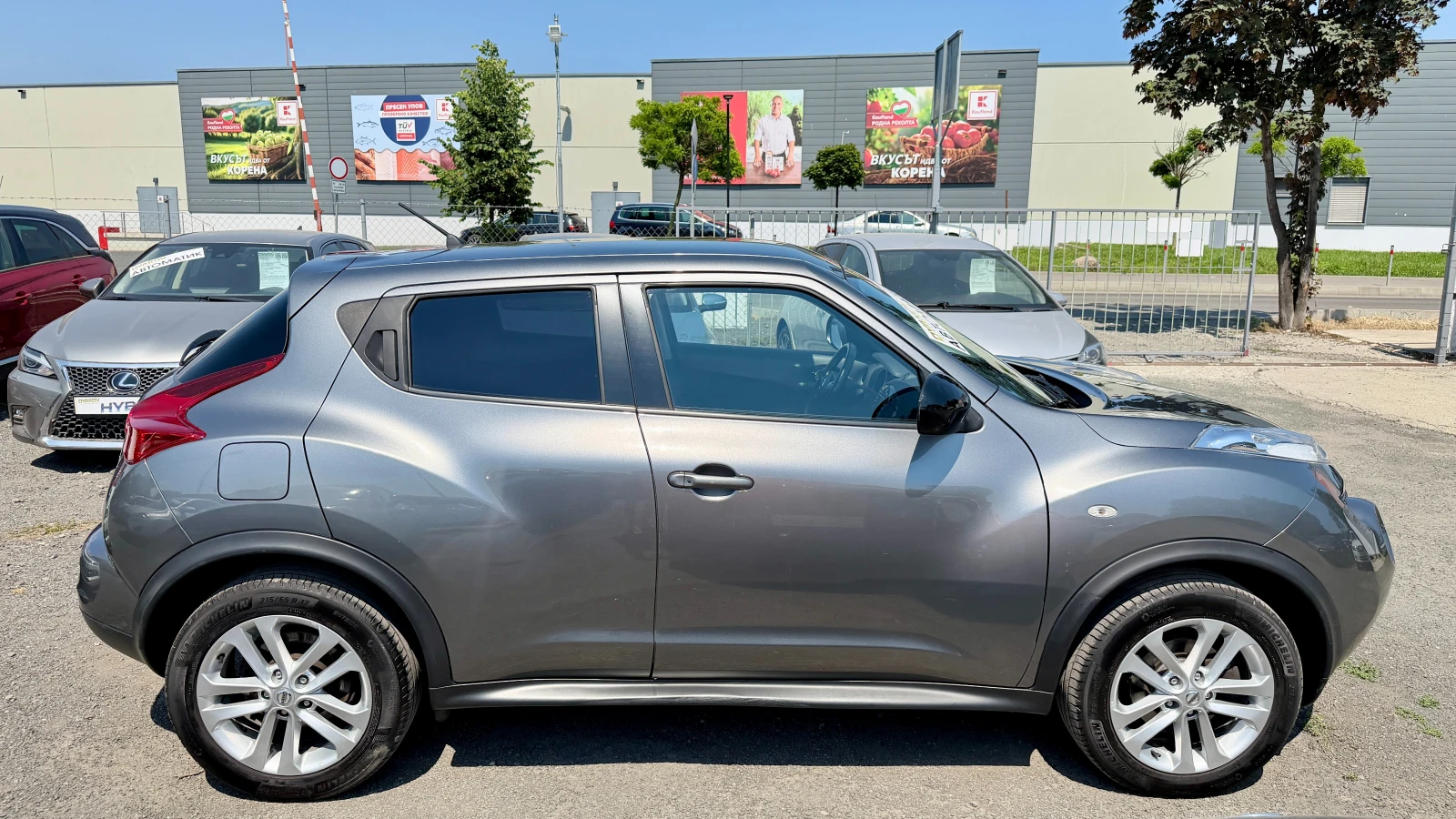 Nissan Juke 1.6i 4x4 Автоматик, Внос ШВЕЙЦАРИЯ!Камера, Navi, Т, снимка 4 - Автомобили и джипове - 55113778