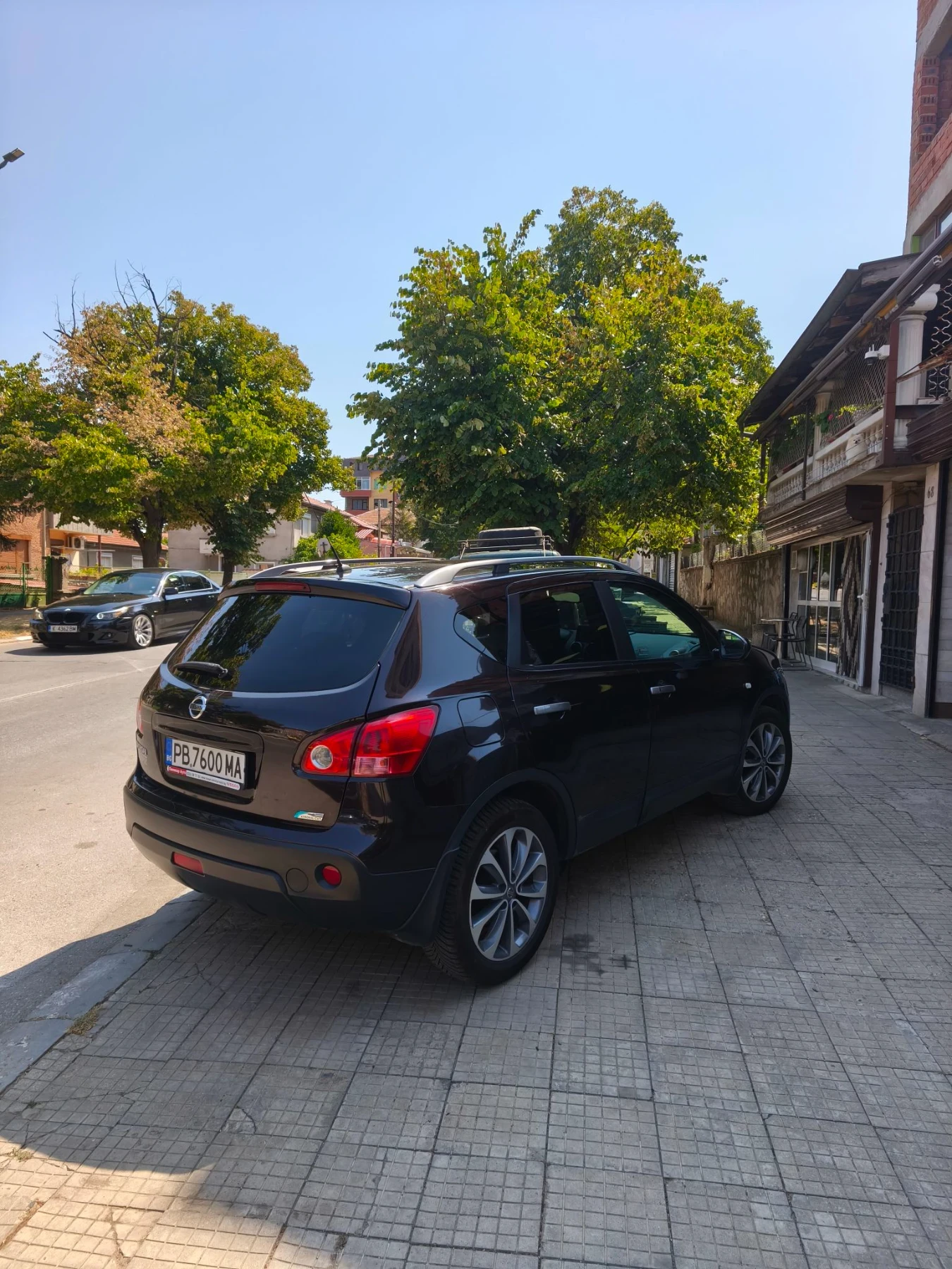 Nissan Qashqai, снимка 6 - Автомобили и джипове - 55777347
