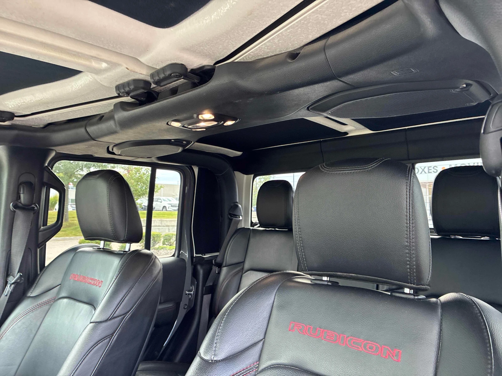 Jeep Gladiator * Rubicon * АВТОКРЕДИТ БЕЗ ПЪРВОНАЧАЛНА ВНОСКА* , снимка 11 - Автомобили и джипове - 56140039