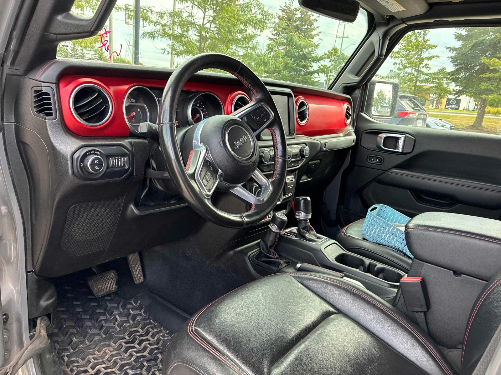 Jeep Gladiator * Rubicon * АВТОКРЕДИТ БЕЗ ПЪРВОНАЧАЛНА ВНОСКА* , снимка 5 - Автомобили и джипове - 56140039