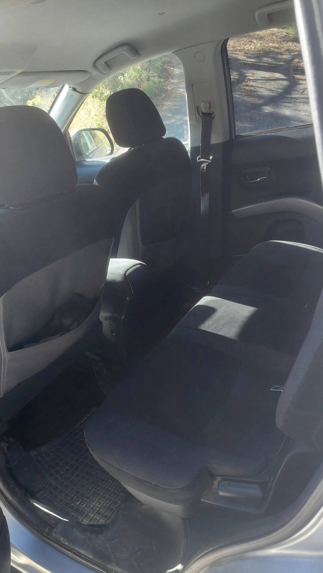 Mitsubishi Outlander, снимка 9 - Автомобили и джипове - 56349078