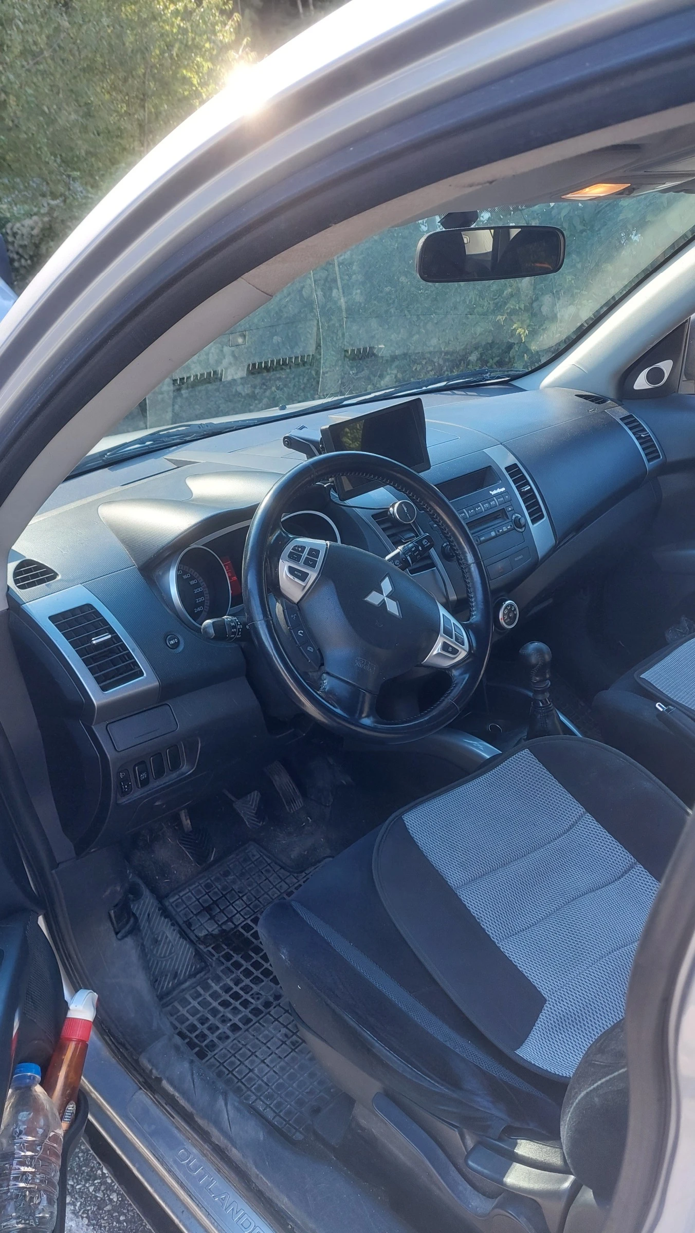 Mitsubishi Outlander, снимка 7 - Автомобили и джипове - 56349078