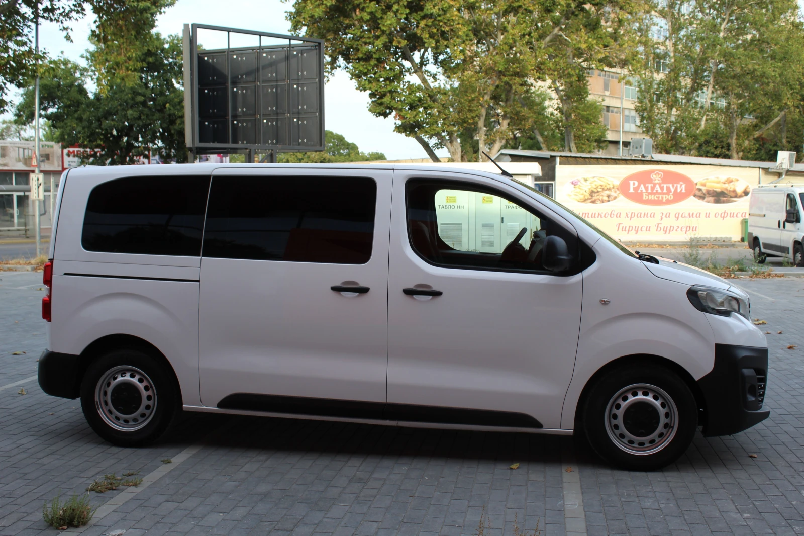 Peugeot Boxer Макси база 9 Местен - изображение 7