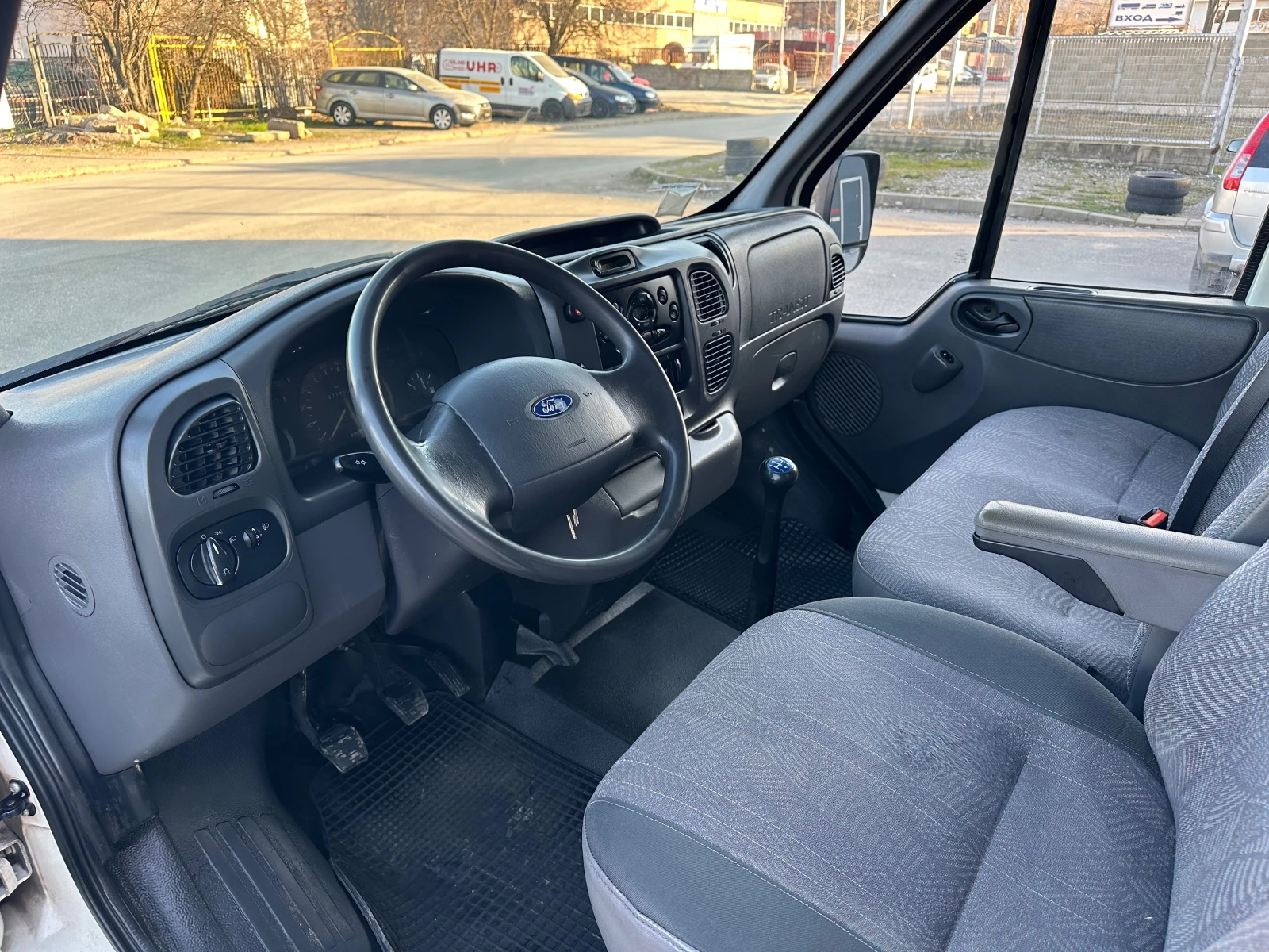 Ford Transit 2.4TDI Италия 4.40м , снимка 11 - Бусове и автобуси - 53830227