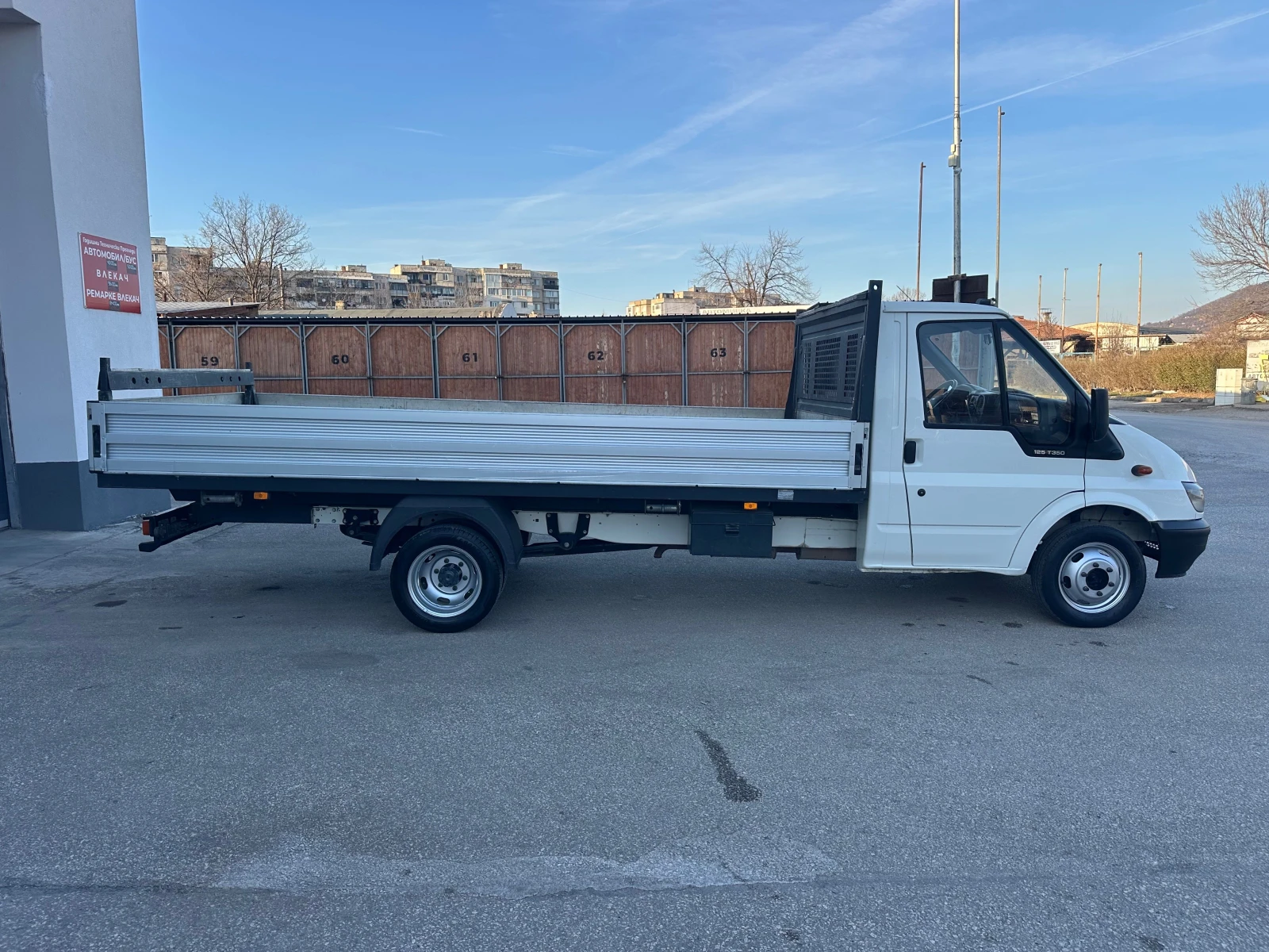 Ford Transit 2.4TDI Италия 4.40м , снимка 8 - Бусове и автобуси - 53830227