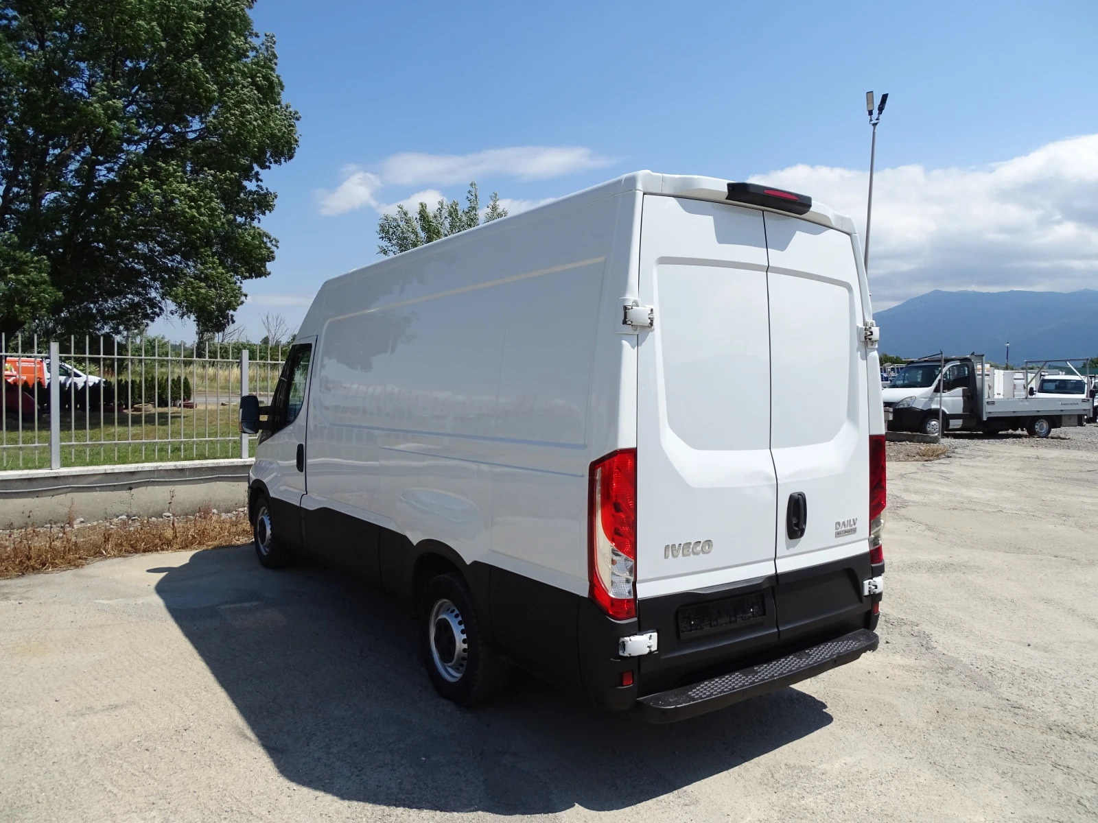 Iveco 35s16 ������ ����/���� �� ��������� | Mobile.bg � ����������� 4