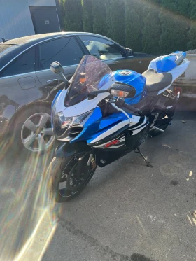 Suzuki Gsxr L4 1000, снимка 1