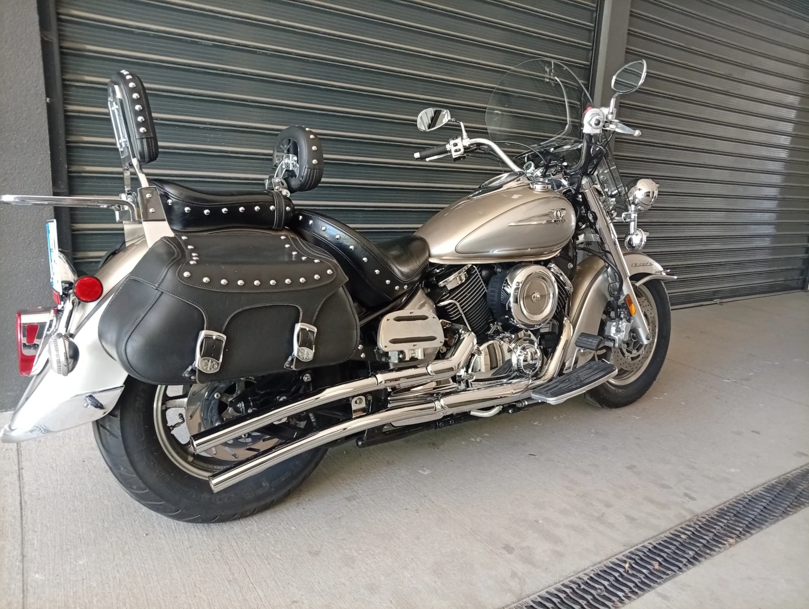 Yamaha V-Star 1100 Silverado, снимка 3 - Мотоциклети и мототехника - 56340887