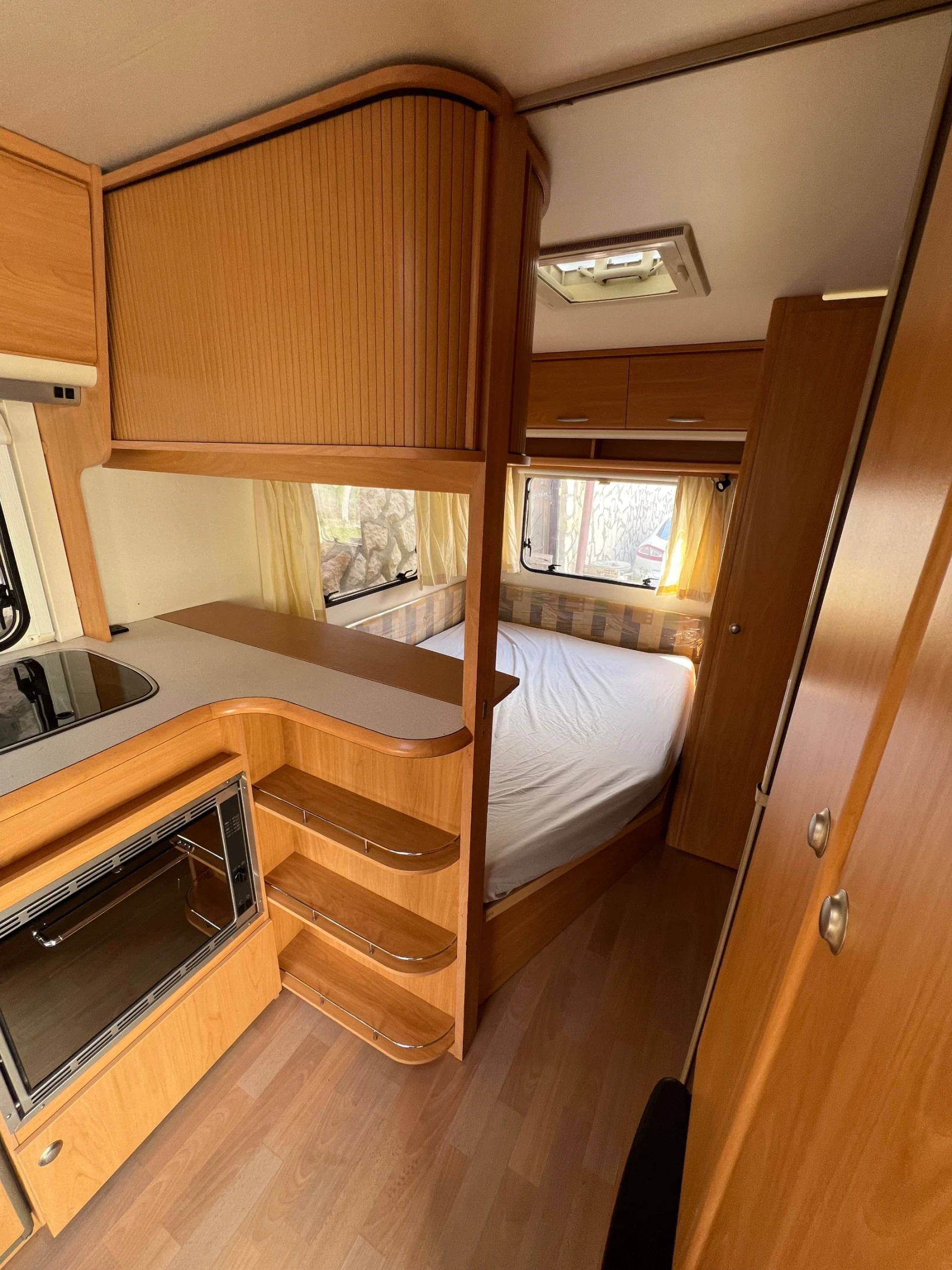 Каравана Chateau Lunar Chateau 470 - изображение 3