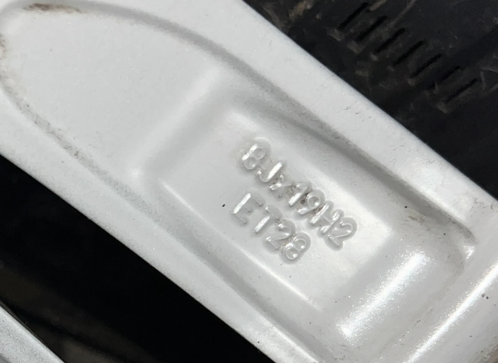 Гуми с джанти Michelin 235/50R19, снимка 7 - Гуми и джанти - 54204089