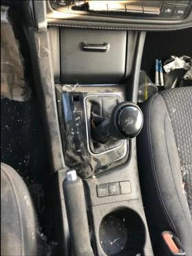 Toyota Corolla 1.6i, снимка 8