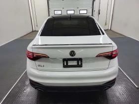 VW Jetta * GLI DSG* CARFAX * 2 КЛЮЧА * ДИСТРОНИК * ПАНОРАМА, снимка 17