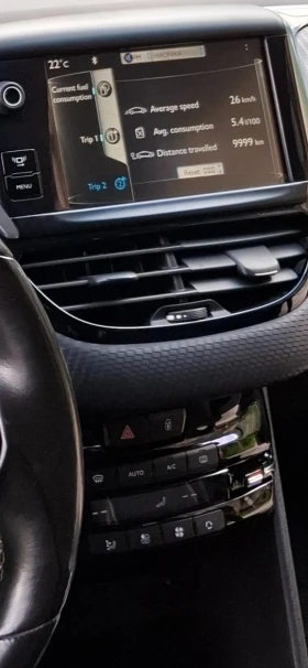 Peugeot 2008 1.6 e-HDi (115 к.с.) Allure Park Assist, снимка 10