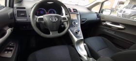 Toyota Auris HYBRID 1.8 VVT-I, снимка 15