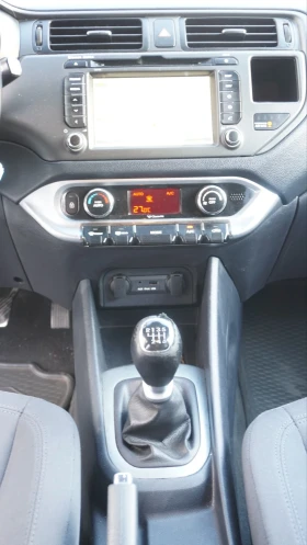 Kia Rio 1.1 EURO 5, снимка 9