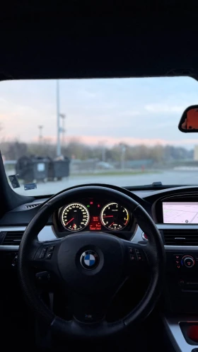 BMW 320, снимка 9