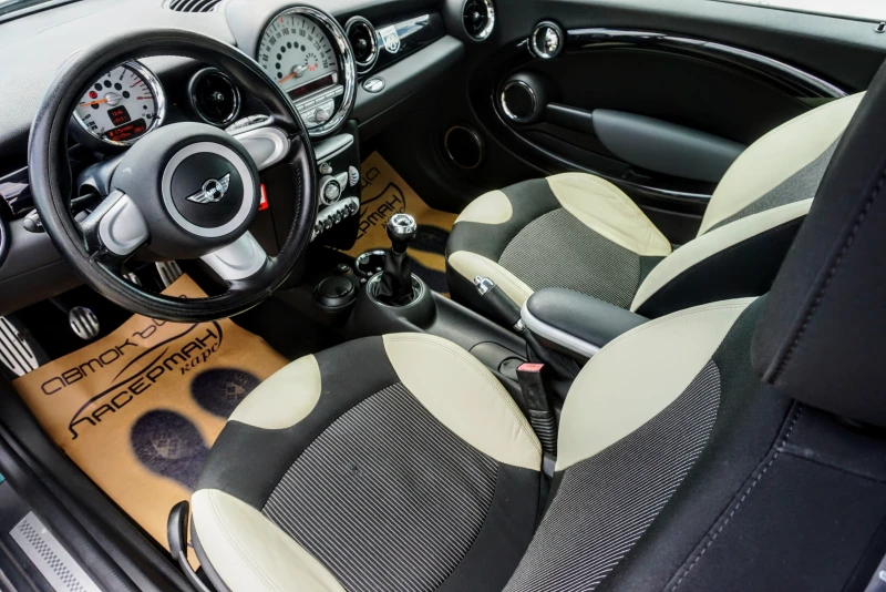 Mini Cooper s 1.6i , снимка 6 - Автомобили и джипове - 45469289