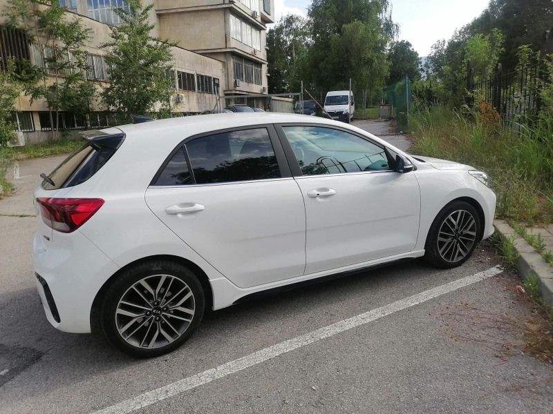 Kia Rio, снимка 4 - Автомобили и джипове - 46258374