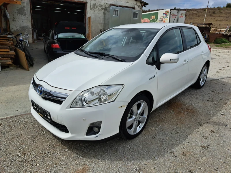 Toyota Auris 1.8Hybrid Euro5B, снимка 3 - Автомобили и джипове - 47261614