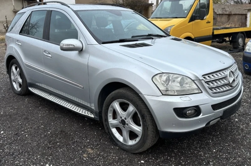 Mercedes-Benz ML 320 CDI 4-MATIC, снимка 7 - Автомобили и джипове - 48393520