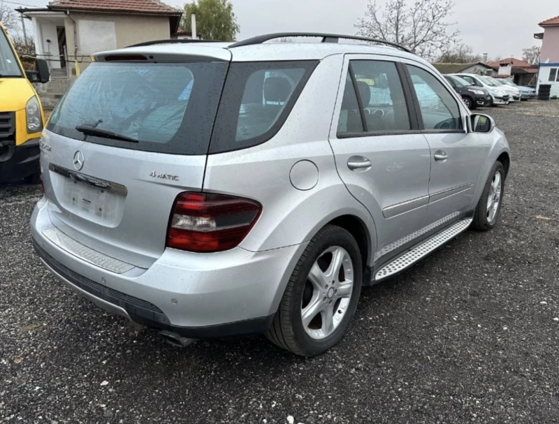 Mercedes-Benz ML 320 CDI 4-MATIC, снимка 5 - Автомобили и джипове - 48393520