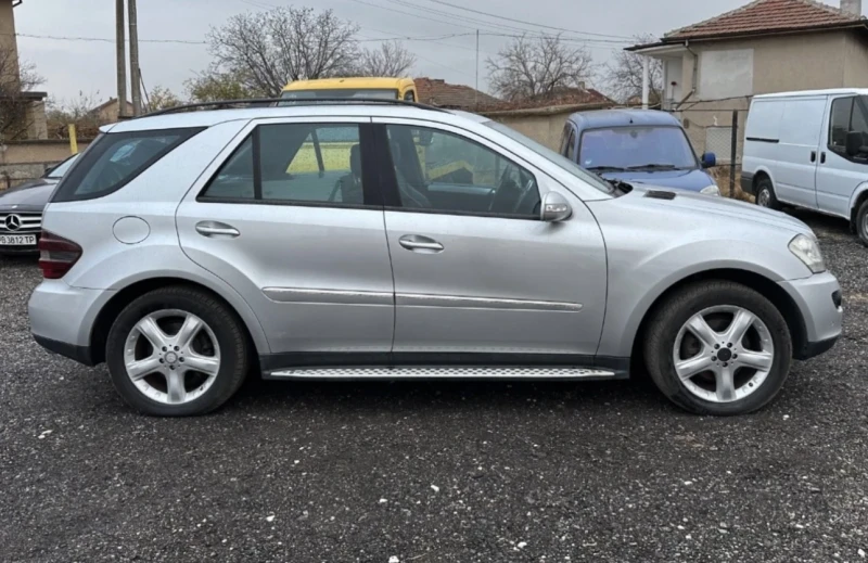 Mercedes-Benz ML 320 CDI 4-MATIC, снимка 6 - Автомобили и джипове - 48393520