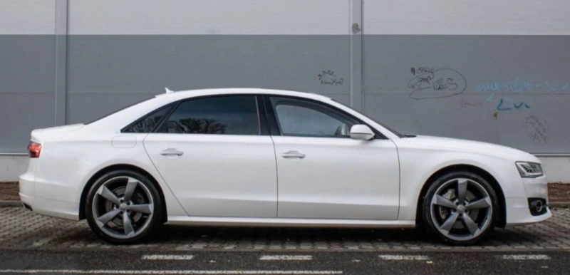 Audi A8 ОЧАКВАН ВНОС Audi A8 4.2TDI Long* 3xTV* FULL MAX, снимка 4 - Автомобили и джипове - 48731982