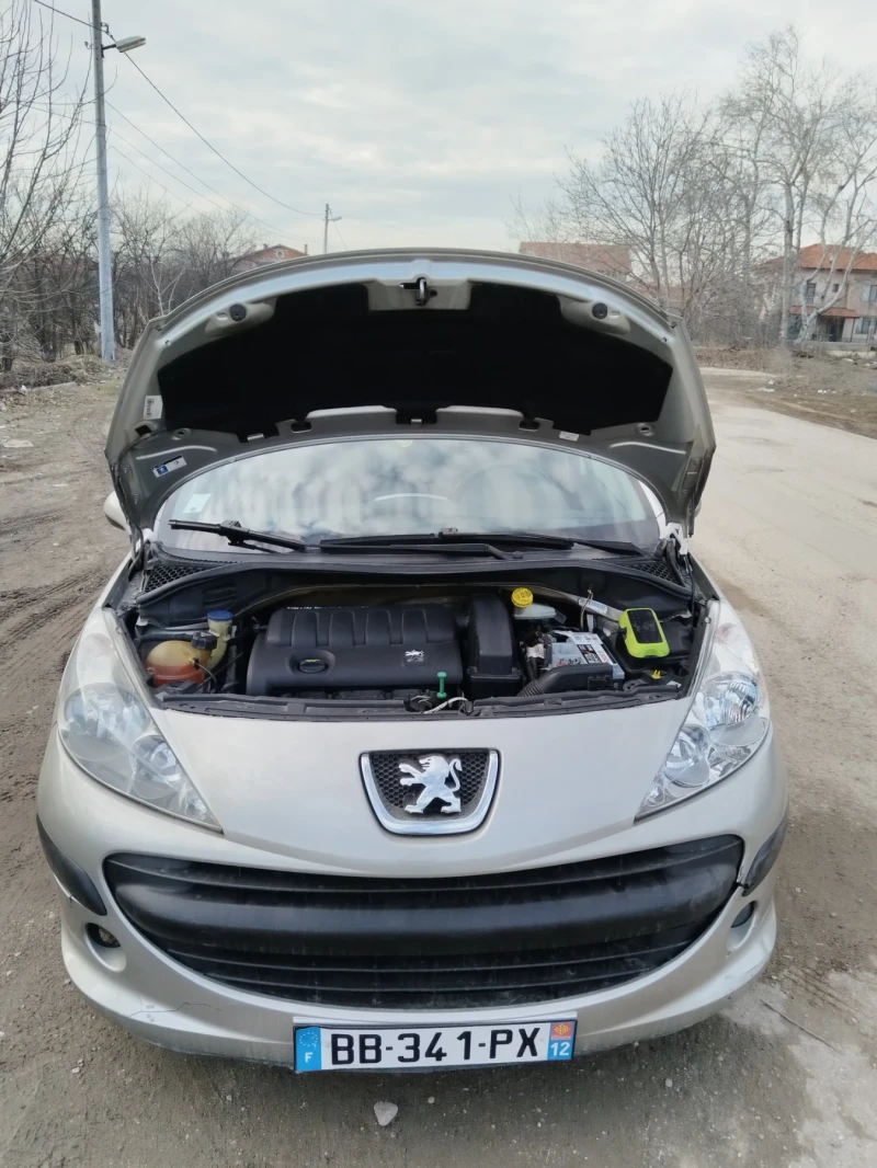 Peugeot 207 1.4i, снимка 6 - Автомобили и джипове - 48815930