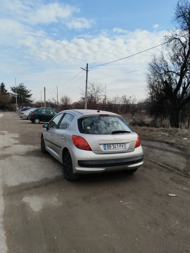 Peugeot 207 1.4i, снимка 3 - Автомобили и джипове - 48815930