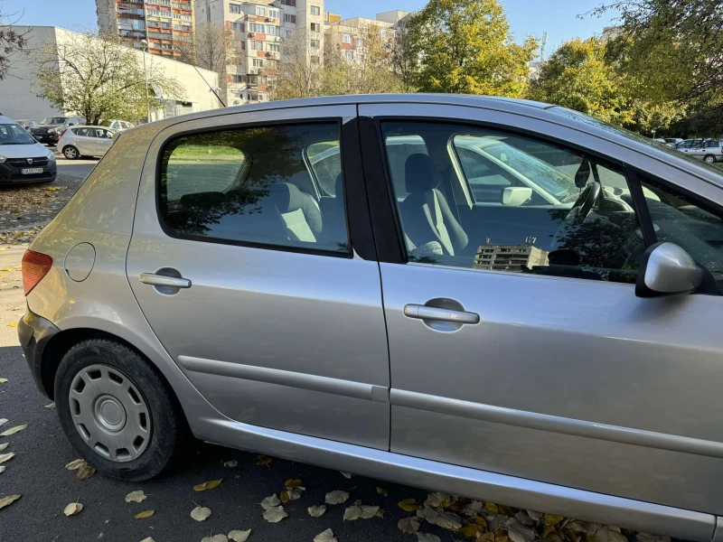 Peugeot 307, снимка 2 - Автомобили и джипове - 48831657