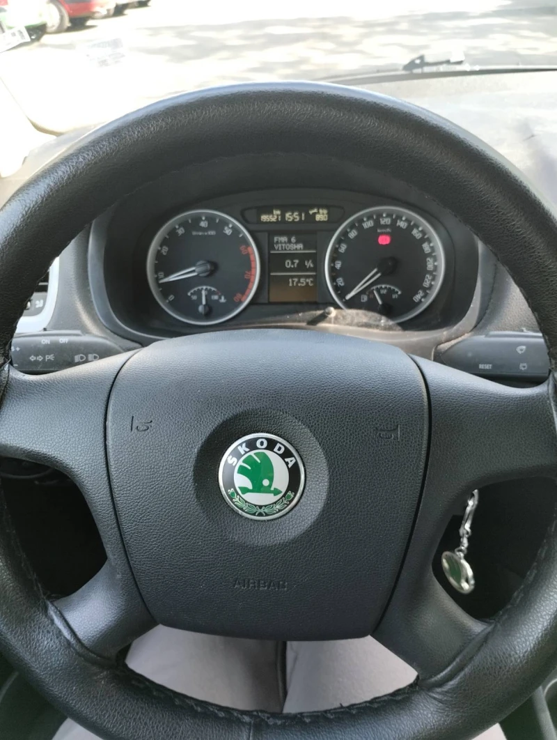 Skoda Roomster 1.4 16V Free, снимка 4 - Автомобили и джипове - 49360686