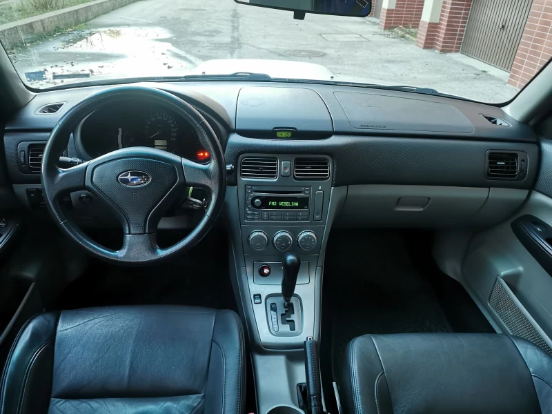 Subaru Forester 2.0XT, снимка 10 - Автомобили и джипове - 52485423