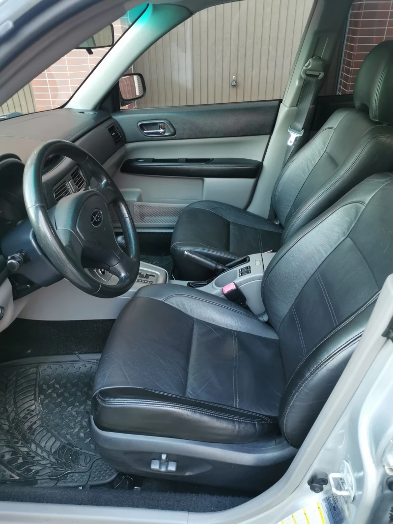 Subaru Forester 2.0XT, снимка 11 - Автомобили и джипове - 52485423