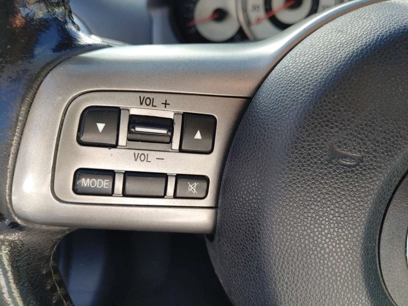 Mazda 2, снимка 5 - Автомобили и джипове - 52591046