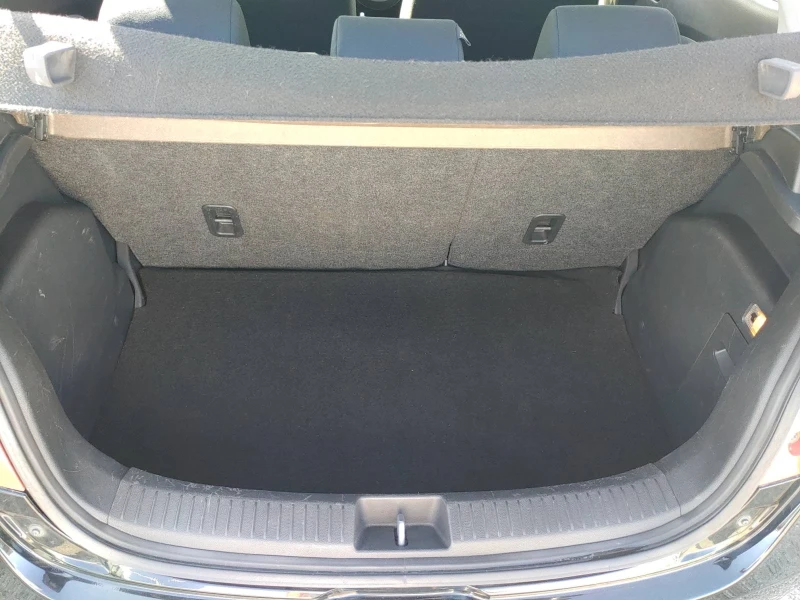 Mazda 2, снимка 13 - Автомобили и джипове - 52591046