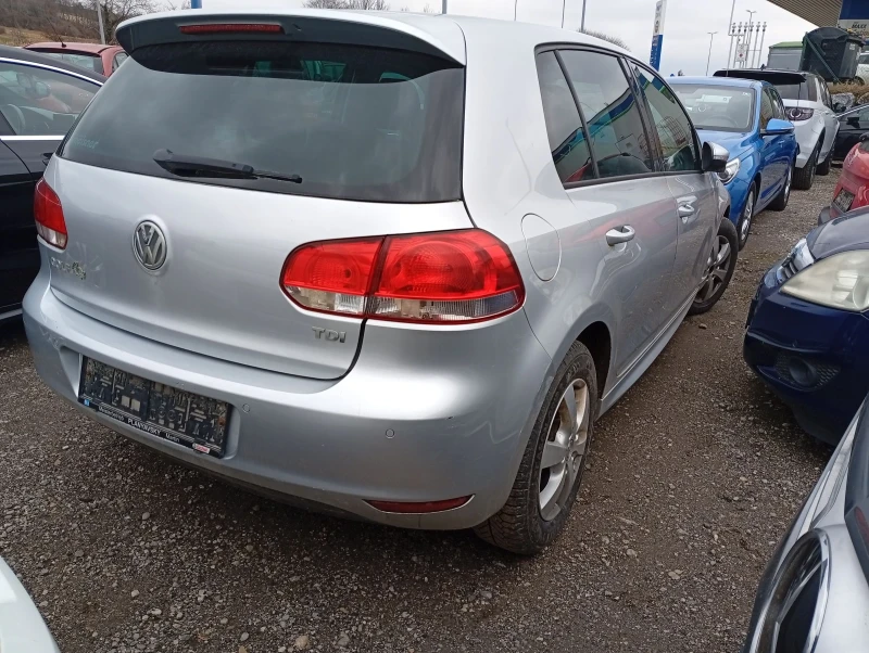 VW Golf 1.6 GT TDI, снимка 4 - Автомобили и джипове - 53478241